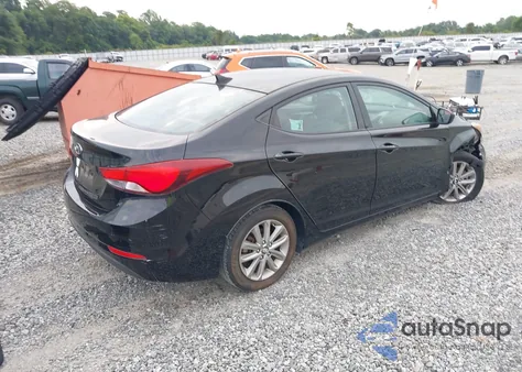 2015 Hyundai Elantra Se z USA, uszkodzony, nr VIN 5NPDH4AE4FH642406